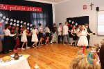 Patriotyczna inscenizacja uczniów szkoły w Łagiewnikach 2021 r.