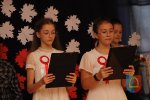 Patriotyczna inscenizacja uczniów szkoły w Łagiewnikach 2021 r.