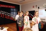 Patriotyczna inscenizacja uczniów szkoły w Łagiewnikach 2021 r.