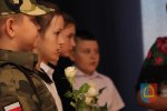 Patriotyczna inscenizacja uczniów szkoły w Łagiewnikach 2021 r.